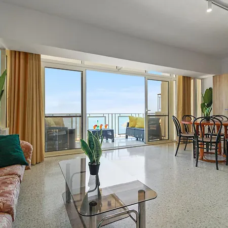 3br With Seaviews I 60 Seconds To The * Saint Julian's