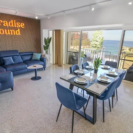 Seaview Escape I 60 Seconds To The